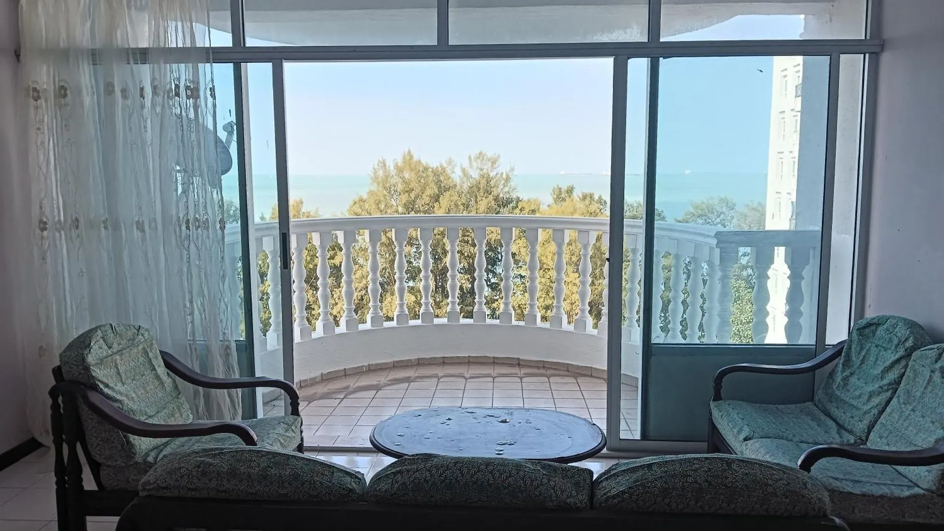 アパート Pantai Puteri Tanjung Samudera Alina Homestay Malacca マレーシア